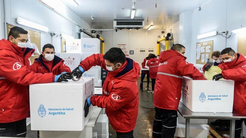 Semana récord en la distribución de vacunas: 2.684.600 a todo el país