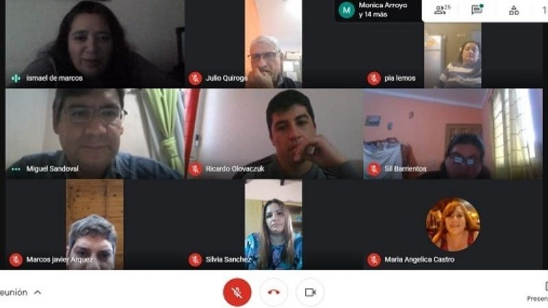 Educación trabaja en el ordenamiento de títulos técnicos