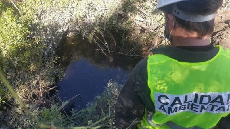 Fiscalizaron la zona donde el municipio de Fray M. Esquiú arrojó líquidos cloacales