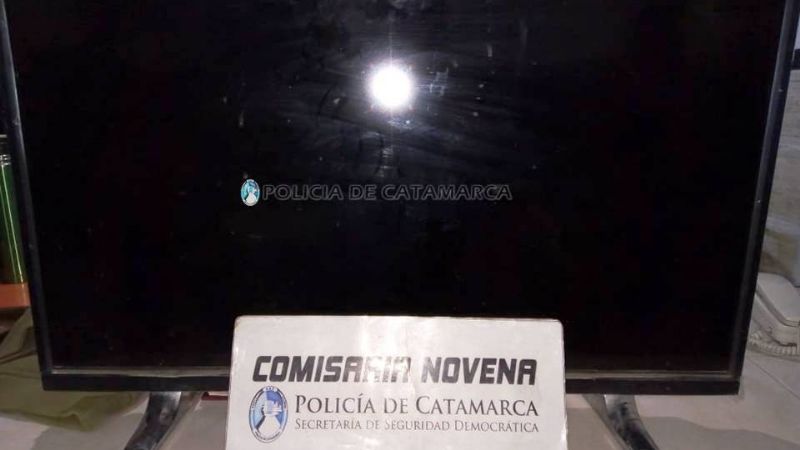 Detienen a un joven cuando transportaba un televisor