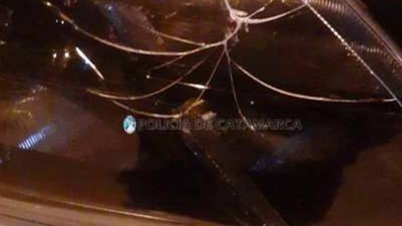 Arrojó piedras contra una vivienda y una mujer terminó herida