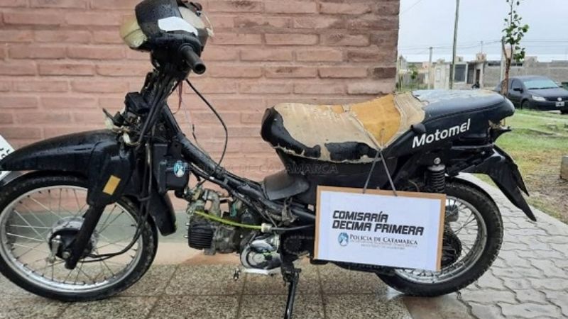 Quiso cometer un arrebato, le salió mal, y terminó encarcelado