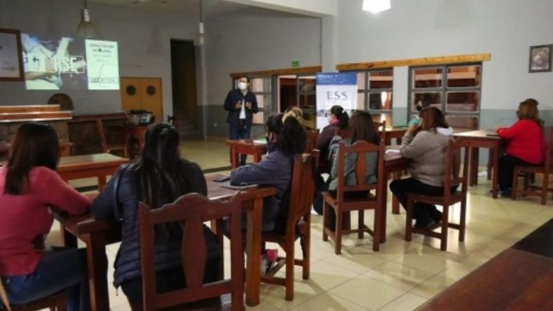 Capacitación en gastronomía y hotelería