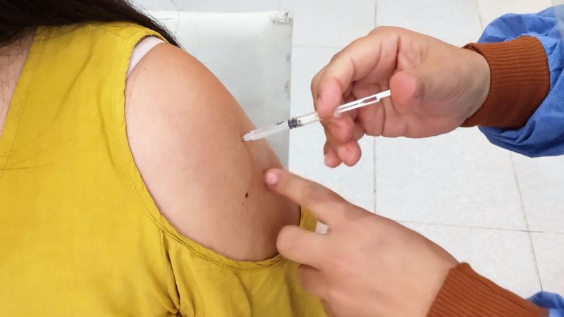 Segunda dosis de Sinopharm a adultos mayores