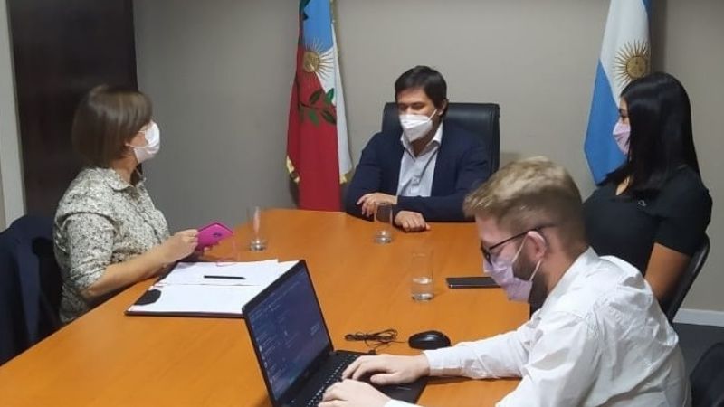 Procuran trabajar de manera integral contra el ciberacoso