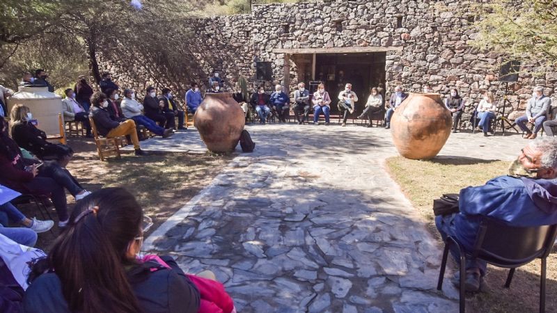 Avanza el “Plan Arraigo” para comunidades originarias