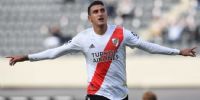 MATÍAS SUÁREZ, volvía desde el 4 de abril y en el día de su 33 cumpleaños hizo el cuarto de River. Antes había asistido el tercero.