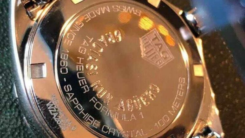 Relojes y una camioneta obsequió el “Kun” a empleados del City