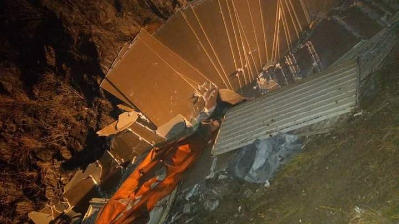 Vuelco en la Cuesta El Totoral