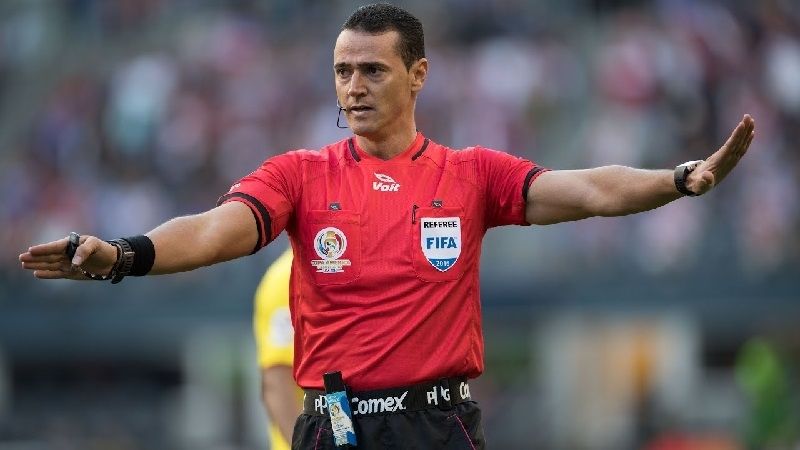 El colombiano Roldán será el árbitro de Argentina-Chile