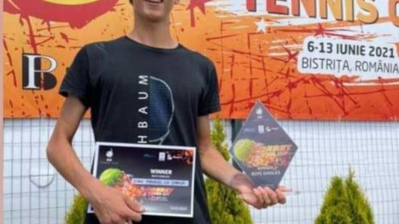 El tenista catamarqueño La Serna, campeón en Rumania