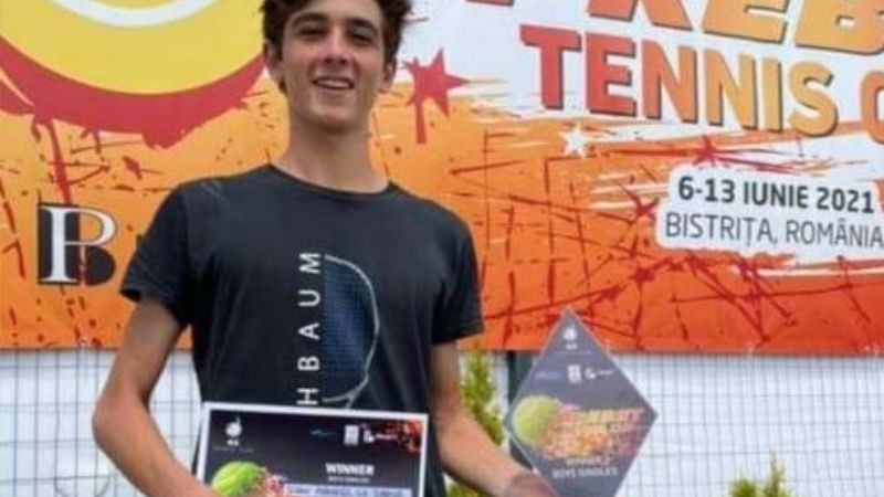 El tenista catamarqueño La Serna, campeón en Rumania