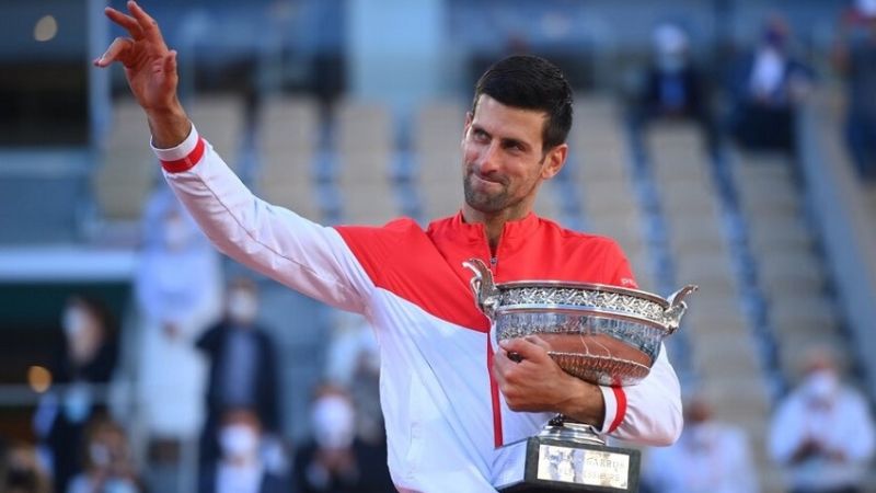 Djokovic campeón de Roland Garros en heroica remontada