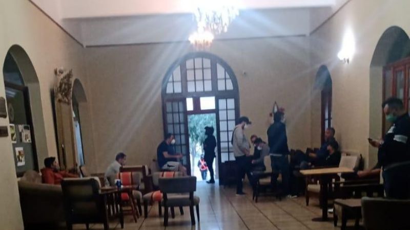 Saadi evaluará situación del funcionario que estaba en el Club Social