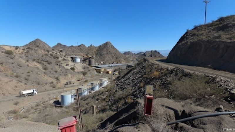 Cierran el complejo minero Farallón negro por los casos positivos