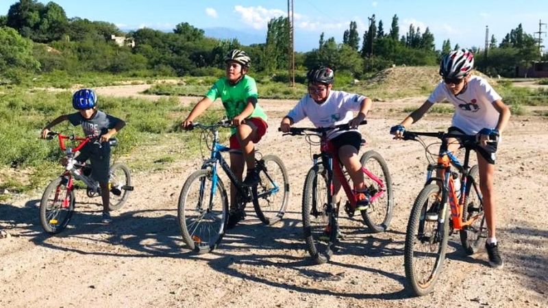 “La pandemia me condujo a descubrir la pasión por entrenar a niños”