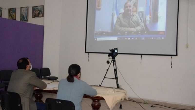 Sánchez y la Universidad de Tres de Febrero presentaron proyecto ambiental