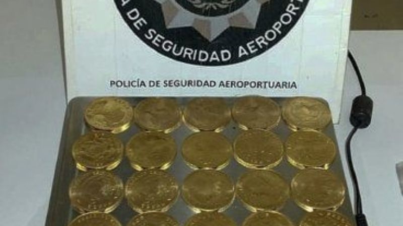 Viajaba con 107 monedas de oro valuadas en $23 millones
