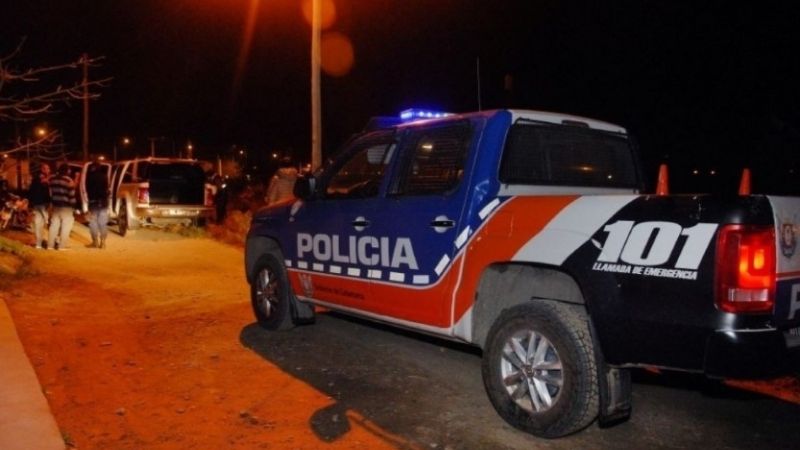 Tres detenidos por agredir a personal que descargaba mercadería