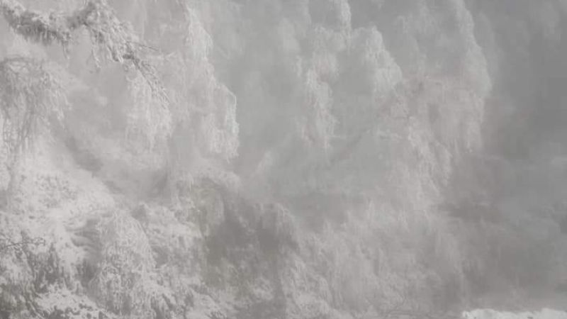 RNN°65 intransitable con nieve y barro en la calzada