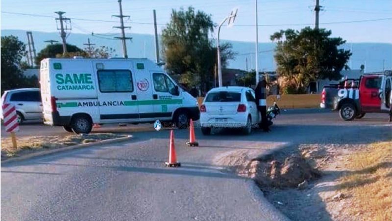 Chocaron un auto y una moto
