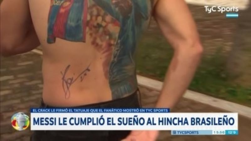 Lionel Messi firmó el tatuaje de su fanático brasileño