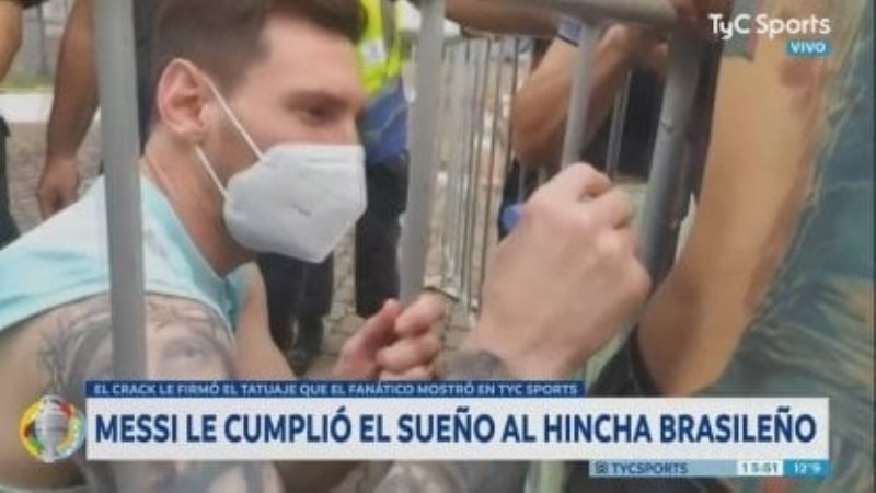 Lionel Messi firmó el tatuaje de su fanático brasileño