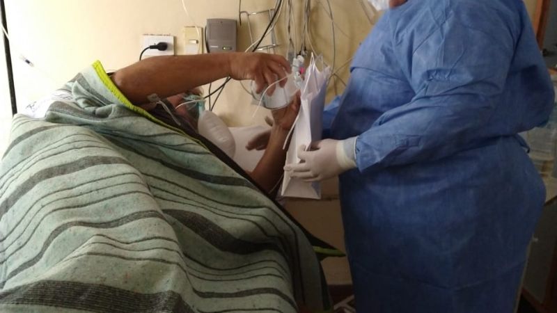 Papás internados por Covid recibieron un presente