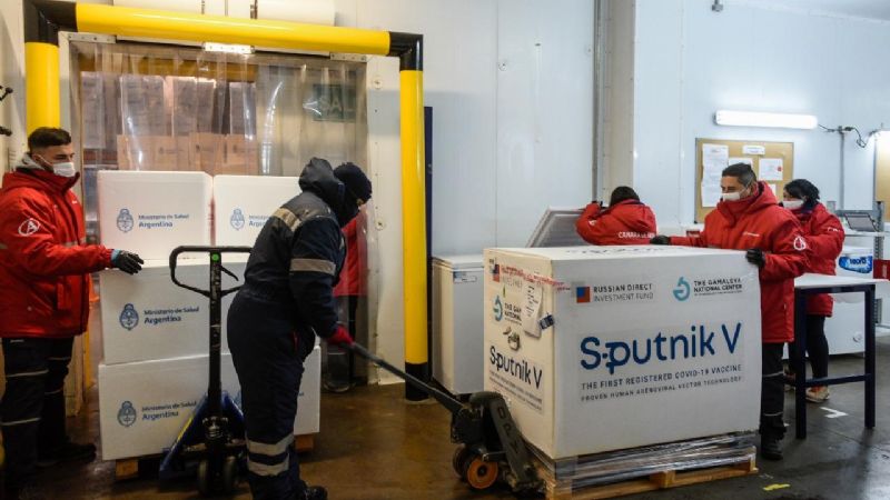 El Gobierno confirmó un vuelo para traer dosis 2 de Sputnik V