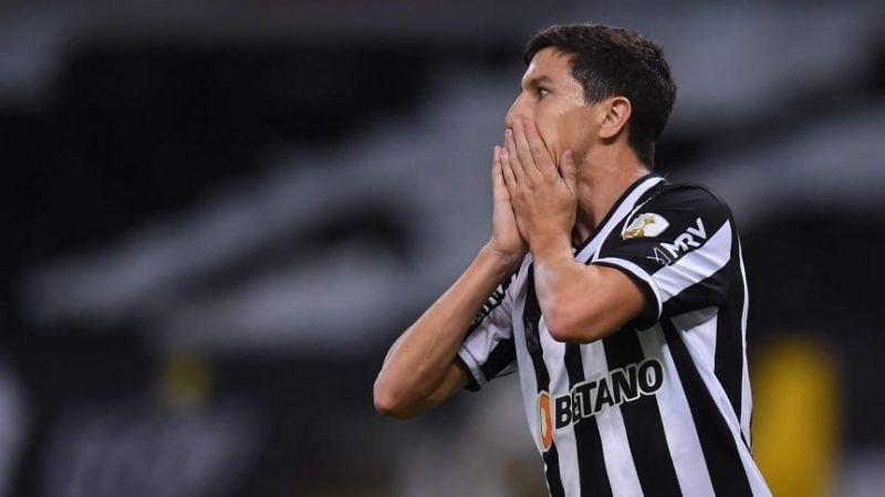 Cinco casos de Covid en Mineiro antes de Boca