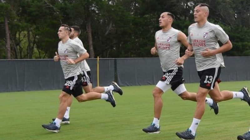 “Desopilante bautismo” a Leo Díaz y demás juveniles de River en Orlando