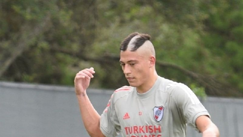 “Desopilante bautismo” a Leo Díaz y demás juveniles de River en Orlando