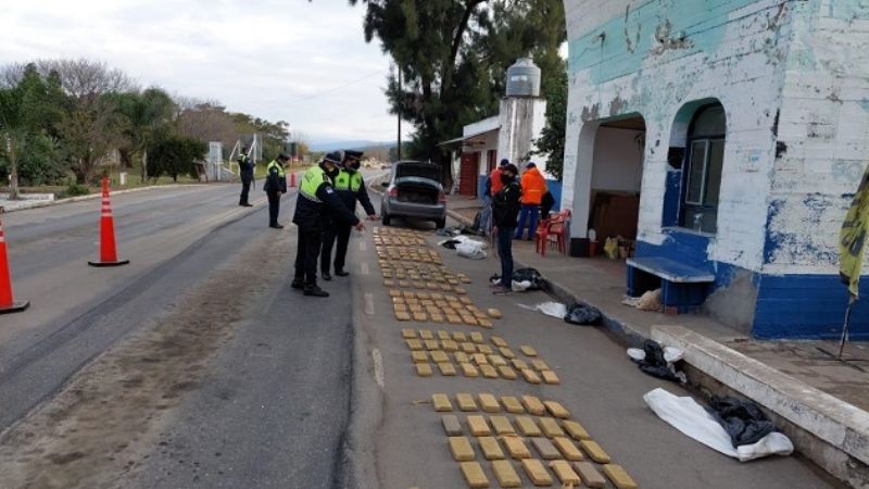 Taxista que venía a Catamarca fue detenido con más de 150 kilos de marihuana