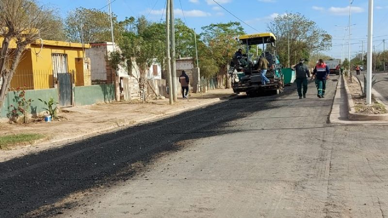 Avanza la pavimentación del Boulevard 9 de Mayo en Recreo