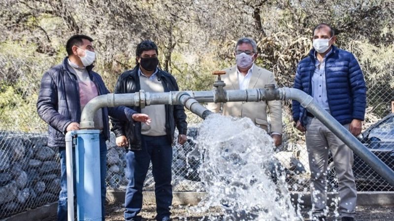 Jalil recorrió Pomán donde inauguró obras de servicios básicos