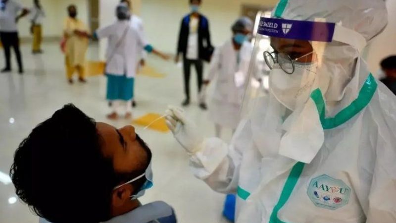 ¿Qué se sabe de la variante Delta Plus del coronavirus?