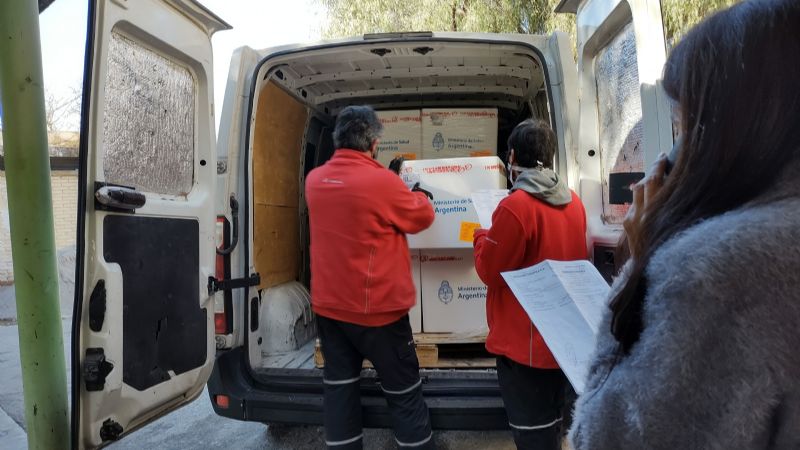 Catamarca distribuye 27.800 dosis que se destinarán al interior provincial