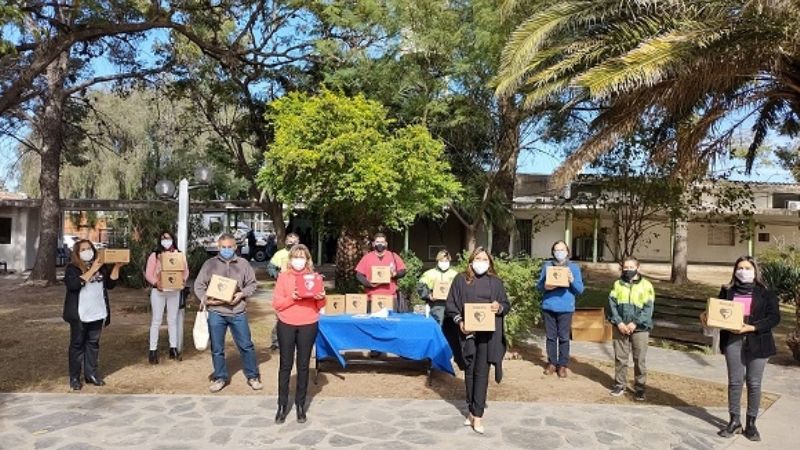 Entrega de cardiodesfibriladores