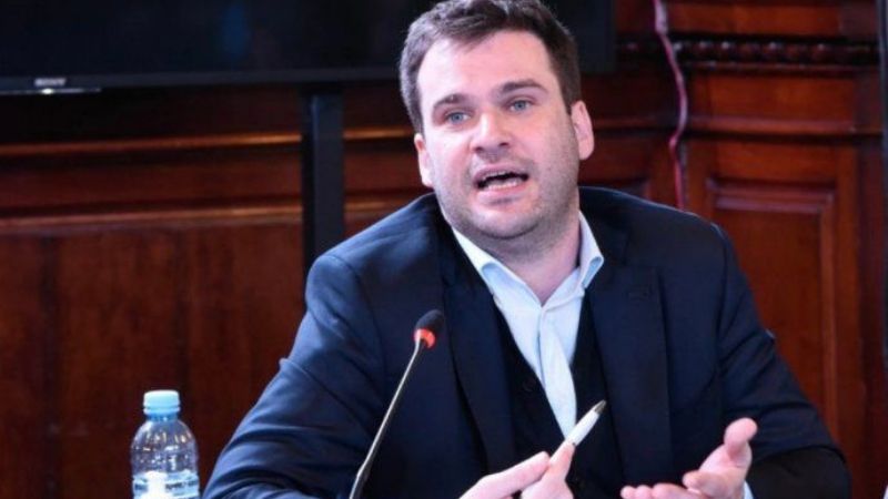 Un diputado dio positivo y aislaron a Massa, Máximo y Macri, entre otros