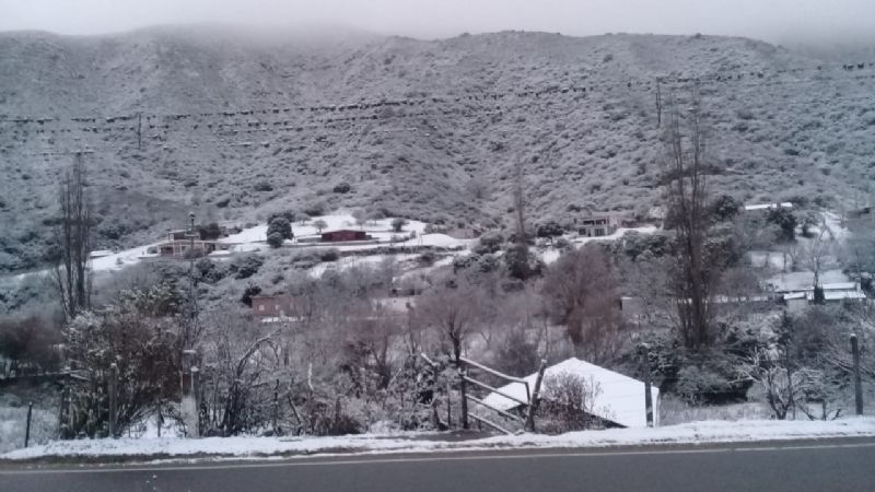 Postales de hielo y nieve en Las Juntas