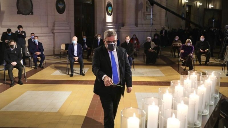 Jalil participó del  acto homenaje a los fallecidos  por la pandemia