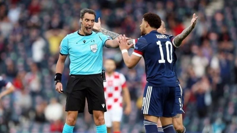 Francia vs. Suiza, con arbitraje del argentino Rapallini