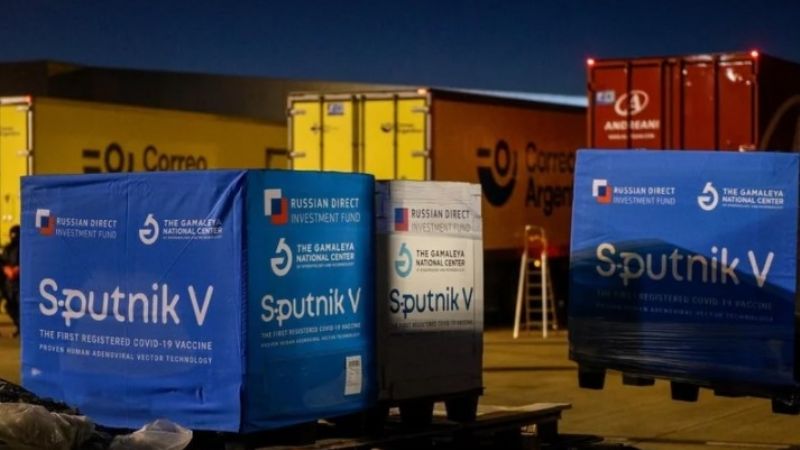 Llega un vuelo con 350 mil dosis 2 de la Sputnik V
