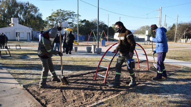 Saadi recorrió obras en Villa Eumelia, Montecristo y Loteo Noriega