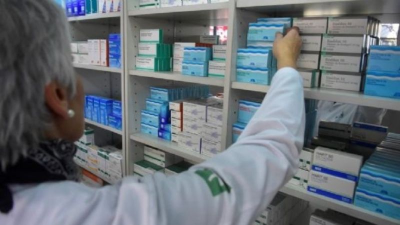 Empleados de farmacias piden ser vacunados