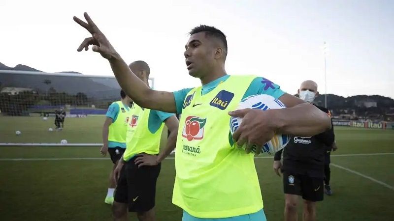 Futbolistas brasileños insisten en no jugar la Copa América en su país