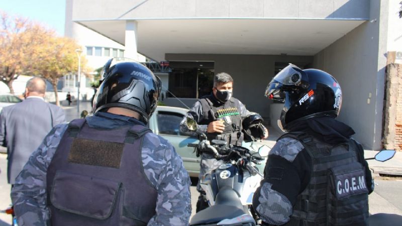 Clausura y multa de un bar por no cumplir las medidas