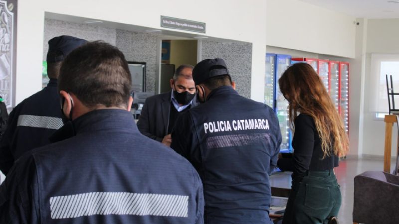 Clausura y multa de un bar por no cumplir las medidas
