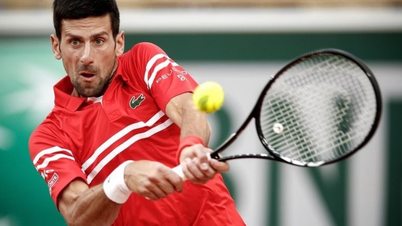 Djokovic venció a Berrettini y va ante Nadal en las “semis”