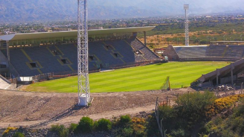 Robaron 300 metros de cables subterráneos en el Estadio Bicentenario